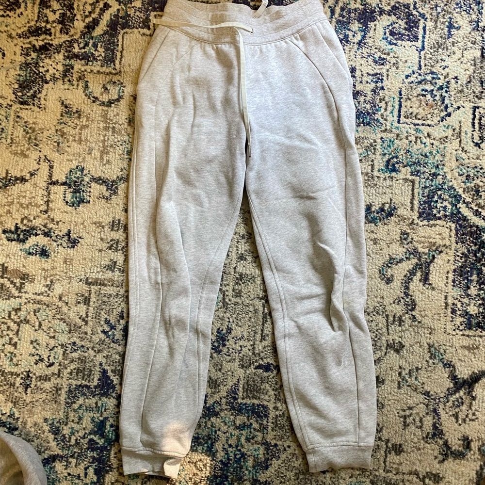 Lululemon scuba joggers light heather grey